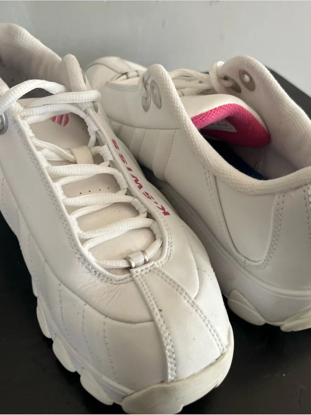 K-Swiss Women’s White Sneakers with Pink Logo Accent